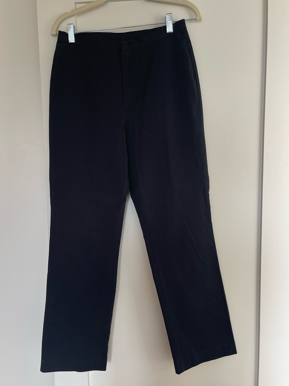 Eddie Bauer Black Stretch Straight Leg Pants Size 6